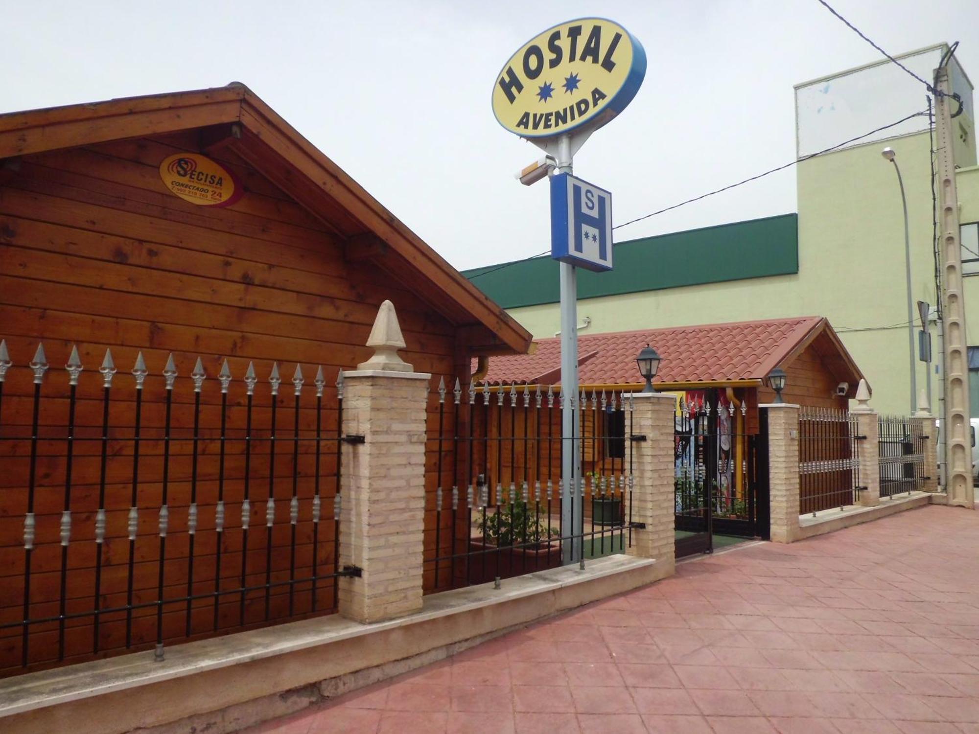 Hostal Gran Avenida Tarancón エクステリア 写真